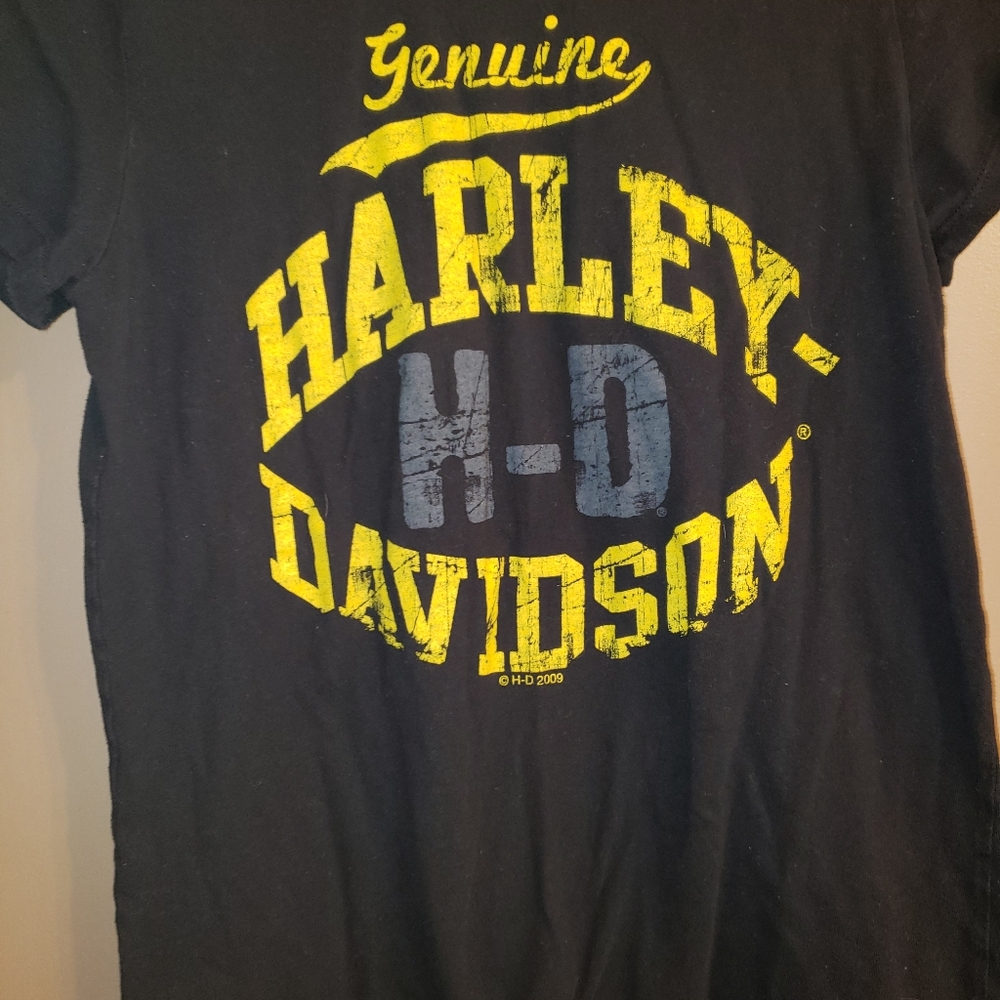 Harley-Davidson shirt